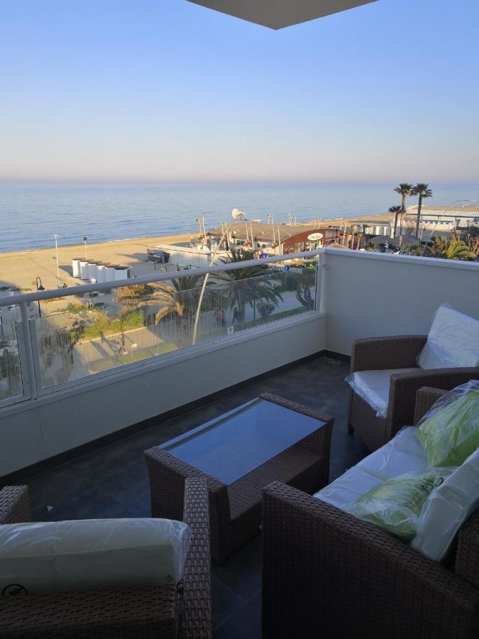 Apartamento Infinito Alba Adriatica Exterior foto