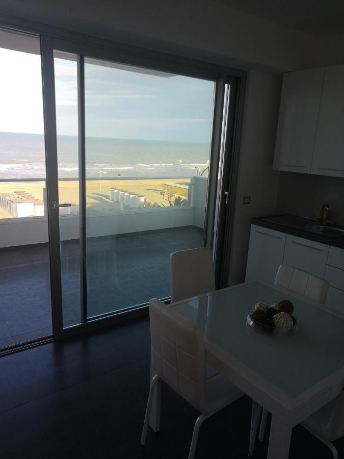 Apartamento Infinito Alba Adriatica Exterior foto